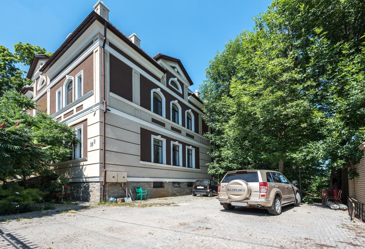 Whippet House Hotel Kijów Zewnętrze zdjęcie